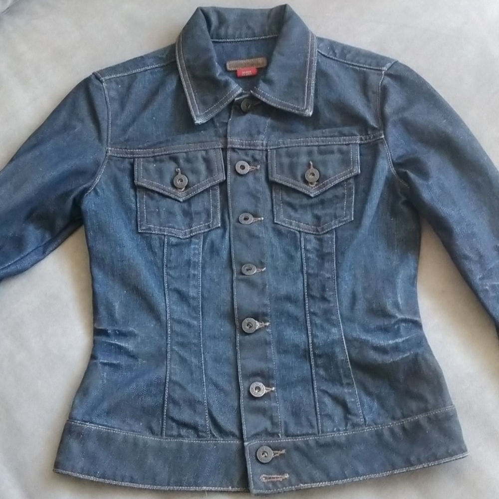 Vintage Guess Premium Denim Jacket (Like New)